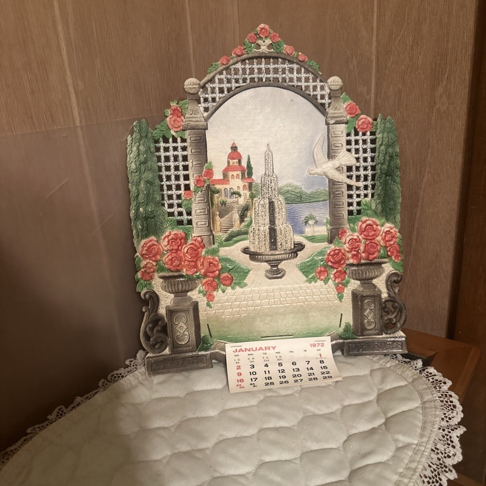 Vintage Die Cut, Pressed and Embossed Cardboard Calendar Holder 1972 W/ Calendar